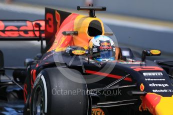 World © Octane Photographic Ltd. Formula 1 - Spanish Grand Prix Practice 2. Daniel Ricciardo - Red Bull Racing RB13. Circuit de Barcelona - Catalunya, Spain. Friday 12th May 2017. Digital Ref: 1812CB7D4927