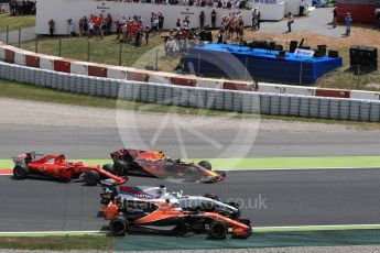 World © Octane Photographic Ltd. Formula 1 - Spanish Grand Prix Race. First lap drama as Raikkonen and Verstappen rejoin the track causing Massa and Alonso to run wide. Circuit de Barcelona - Catalunya, Spain. Sunday 14th May 2017. Digital Ref:1825LB1D3861