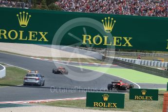 World © Octane Photographic Ltd. Formula 1 - Spanish Grand Prix Race. Max Verstappen - Red Bull Racing RB13 and Kimi Raikkonen with broken steering - Scuderia Ferrari SF70H limp back to the pits. Circuit de Barcelona - Catalunya, Spain. Sunday 14th May 2017. Digital Ref:1825LB1D4011