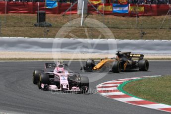 World © Octane Photographic Ltd. Formula 1 - Spanish Grand Prix Race. Esteban Ocon - Sahara Force India VJM10 and Nico Hulkenberg - Renault Sport F1 Team R.S.17. Circuit de Barcelona - Catalunya, Spain. Sunday 14th May 2017. Digital Ref:1825LB1D4135