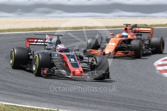 World © Octane Photographic Ltd. Formula 1 - Spanish Grand Prix Race. Romain Grosjean - Haas F1 Team VF-17 and Fernando Alonso - McLaren Honda MCL32. Circuit de Barcelona - Catalunya, Spain. Sunday 14th May 2017. Digital Ref:1825LB2D8941