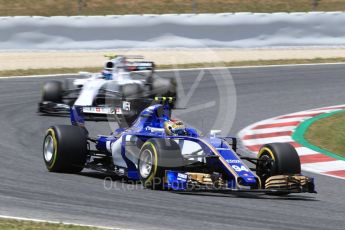 World © Octane Photographic Ltd. Formula 1 - Spanish Grand Prix Race. Pascal Wehrlein – Sauber F1 Team C36 and Lance Stroll - Williams Martini Racing FW40. Circuit de Barcelona - Catalunya, Spain. Sunday 14th May 2017. Digital Ref:1825LB2D8948
