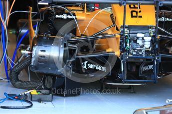 World © Octane Photographic Ltd. Formula 1 - Australian Grand Prix - Pit Lane. Renault Sport F1 Team R.S.17. Albert Park Circuit. Friday 24th March 2017. Digital Ref: 1792LB1D0390