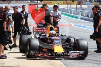 World © Octane Photographic Ltd. Formula 1 - Spanish Grand Prix Qualifying. Daniel Ricciardo - Red Bull Racing RB13. Circuit de Barcelona - Catalunya, Spain. Saturday 13th May 2017. Digital Ref:1816LB1D1473