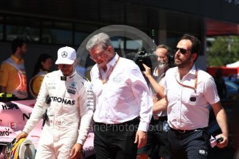 World © Octane Photographic Ltd. Formula 1 - Spanish Grand Prix Qualifying. Lewis Hamilton - Mercedes AMG Petronas F1 W08 EQ Energy+ and Ross Brawn. Circuit de Barcelona - Catalunya, Spain. Saturday 13th May 2017. Digital Ref: 1818LB1D2231