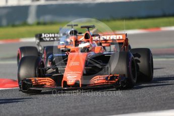 World © Octane Photographic Ltd. Formula 1 - Winter Test 2. Stoffel Vandoorne - McLaren Honda MCL32 and Esteban Ocon - Sahara Force India VJM10. Circuit de Barcelona-Catalunya. Tuesday 7th March 2017. Digital Ref :1784CB1D0468