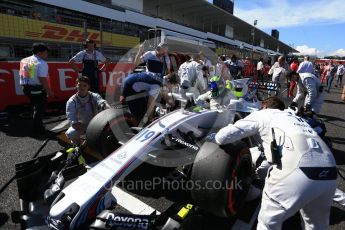 World © Octane Photographic Ltd. Formula 1 - Japanese Grand Prix - Sunday - Grid. Felipe Massa - Williams Martini Racing FW40. Suzuka Circuit, Suzuka, Japan. Sunday 8th October 2017. Digital Ref: 1979LB2D5383