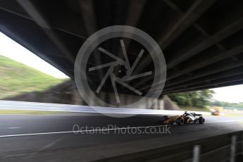 World © Octane Photographic Ltd. Formula 1 - Japanese Grand Prix - Friday - Practice 1. Nico Hulkenberg - Renault Sport F1 Team R.S.17. Suzuka Circuit, Suzuka, Japan. Friday 6th October 2017. Digital Ref:1972LB1D7136