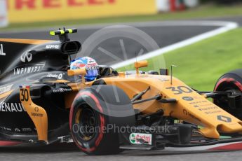 World © Octane Photographic Ltd. Formula 1 - Japanese Grand Prix - Saturday - Qualifying. Jolyon Palmer - Renault Sport F1 Team R.S.17. Suzuka Circuit, Suzuka, Japan. Saturday 7th October 2017. Digital Ref:1977LB1D9542