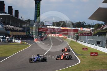 World © Octane Photographic Ltd. Formula 1 - Japanese Grand Prix - Sunday - Race. Marcus Ericsson – Sauber F1 Team C36 followed by Fernando Alonso and Stoffel Vandoorne - McLaren Honda MCL32. Suzuka Circuit, Suzuka, Japan. Sunday 8th October 2017. Digital Ref:1980LB2D5525