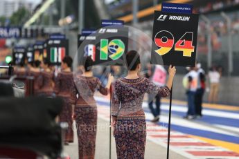 World © Octane Photographic Ltd. Formula 1 - Singapore Grand Prix - Drivers’ parade. Grid girls. Marina Bay Street Circuit, Singapore. Sunday 17th September 2017. Digital Ref: