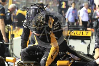 World © Octane Photographic Ltd. Formula 1 - Singapore Grand Prix - Paddock. Nico Hulkenberg - Renault Sport F1 Team R.S.17. Marina Bay Street Circuit, Singapore. Sunday 17th September 2017. Digital Ref: