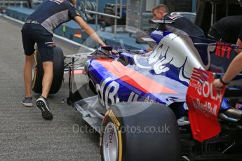 World © Octane Photographic Ltd. Formula 1 - Singapore Grand Prix - Pit Lane. Scuderia Toro Rosso STR12. Marina Bay Street Circuit, Singapore. Thursday 14th September 2017. Digital Ref: 1955LB2D0314