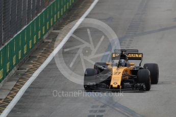 World © Octane Photographic Ltd. Formula 1 - Singapore Grand Prix - Practice 1. Nico Hulkenberg - Renault Sport F1 Team R.S.17. Marina Bay Street Circuit, Singapore. Friday 15th September 2017. Digital Ref: 1958LB1D8204