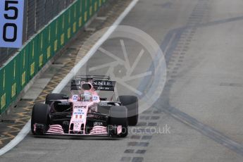 World © Octane Photographic Ltd. Formula 1 - Singapore Grand Prix - Practice 1. Sergio Perez - Sahara Force India VJM10. Marina Bay Street Circuit, Singapore. Friday 15th September 2017. Digital Ref: 1958LB1D8333