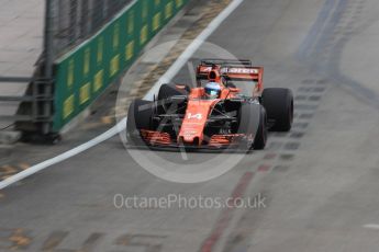 World © Octane Photographic Ltd. Formula 1 - Singapore Grand Prix - Practice 1. Fernando Alonso - McLaren Honda MCL32. Marina Bay Street Circuit, Singapore. Friday 15th September 2017. Digital Ref: 1958LB1D8560
