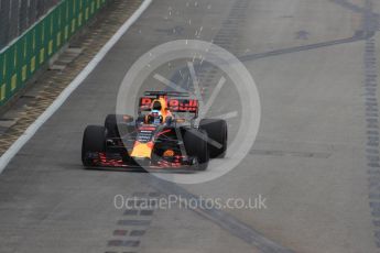 World © Octane Photographic Ltd. Formula 1 - Singapore Grand Prix - Practice 1. Daniel Ricciardo - Red Bull Racing RB13. Marina Bay Street Circuit, Singapore. Friday 15th September 2017. Digital Ref: 1958LB1D8912