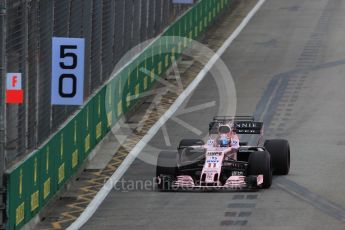 World © Octane Photographic Ltd. Formula 1 - Singapore Grand Prix - Practice 1. Sergio Perez - Sahara Force India VJM10. Marina Bay Street Circuit, Singapore. Friday 15th September 2017. Digital Ref: 1958LB1D8993