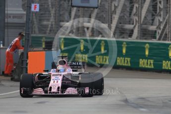 World © Octane Photographic Ltd. Formula 1 - Singapore Grand Prix - Practice 1. Sergio Perez - Sahara Force India VJM10. Marina Bay Street Circuit, Singapore. Friday 15th September 2017. Digital Ref:1958LB1D9220