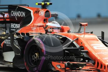 World © Octane Photographic Ltd. Formula 1 - Singapore Grand Prix - Practice 1. Stoffel Vandoorne - McLaren Honda MCL32. Marina Bay Street Circuit, Singapore. Friday 15th September 2017. Digital Ref:1958LB1D9226