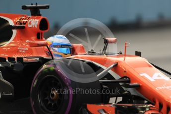 World © Octane Photographic Ltd. Formula 1 - Singapore Grand Prix - Practice 1. Fernando Alonso - McLaren Honda MCL32. Marina Bay Street Circuit, Singapore. Friday 15th September 2017. Digital Ref:1958LB1D9385