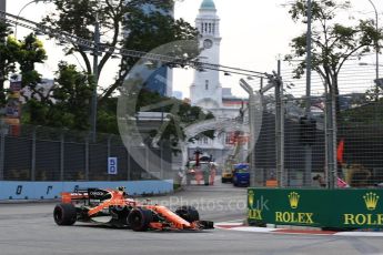 World © Octane Photographic Ltd. Formula 1 - Singapore Grand Prix - Practice 1. Stoffel Vandoorne - McLaren Honda MCL32. Marina Bay Street Circuit, Singapore. Friday 15th September 2017. Digital Ref: 1958LB2D1281