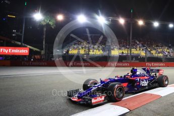 World © Octane Photographic Ltd. Formula 1 - Singapore Grand Prix - Practice 2. Carlos Sainz - Scuderia Toro Rosso STR12. Marina Bay Street Circuit, Singapore. Friday 15th September 2017. Digital Ref:1959LB1D0035