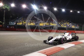 World © Octane Photographic Ltd. Formula 1 - Singapore Grand Prix - Practice 2. Felipe Massa - Williams Martini Racing FW40. Marina Bay Street Circuit, Singapore. Friday 15th September 2017. Digital Ref:1959LB1D0311