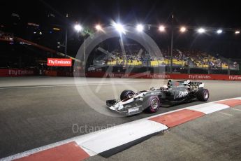 World © Octane Photographic Ltd. Formula 1 - Singapore Grand Prix - Practice 2. Kevin Magnussen - Haas F1 Team VF-17. Marina Bay Street Circuit, Singapore. Friday 15th September 2017. Digital Ref:1959LB1D0334