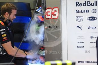World © Octane Photographic Ltd. Formula 1 - Singapore Grand Prix - Practice 3. Max Verstappen - Red Bull Racing RB13. Marina Bay Street Circuit, Singapore. Saturday 16th September 2017. Digital Ref:1962LB1D1095