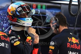 World © Octane Photographic Ltd. Formula 1 - Singapore Grand Prix - Practice 3. Daniel Ricciardo - Red Bull Racing RB13. Marina Bay Street Circuit, Singapore. Saturday 16th September 2017. Digital Ref:1962LB1D1310