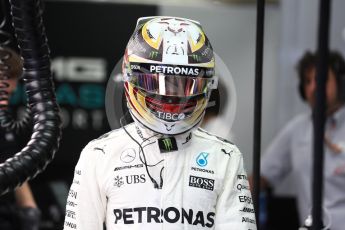 World © Octane Photographic Ltd. Formula 1 - Singapore Grand Prix - Practice 3. Lewis Hamilton - Mercedes AMG Petronas F1 W08 EQ Energy+. Marina Bay Street Circuit, Singapore. Saturday 16th September 2017. Digital Ref:1962LB1D1396