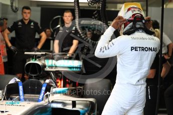 World © Octane Photographic Ltd. Formula 1 - Singapore Grand Prix - Practice 3. Lewis Hamilton - Mercedes AMG Petronas F1 W08 EQ Energy+. Marina Bay Street Circuit, Singapore. Saturday 16th September 2017. Digital Ref:1962LB1D1420