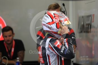 World © Octane Photographic Ltd. Formula 1 - Singapore Grand Prix - Practice 3. Kevin Magnussen - Haas F1 Team VF-17. Marina Bay Street Circuit, Singapore. Saturday 16th September 2017. Digital Ref:1962LB1D1624