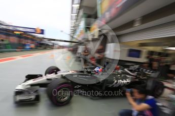 World © Octane Photographic Ltd. Formula 1 - Singapore Grand Prix - Practice 3. Romain Grosjean - Haas F1 Team VF-17. Marina Bay Street Circuit, Singapore. Saturday 16th September 2017. Digital Ref:1962LB2D1610