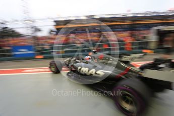 World © Octane Photographic Ltd. Formula 1 - Singapore Grand Prix - Practice 3. Romain Grosjean - Haas F1 Team VF-17. Marina Bay Street Circuit, Singapore. Saturday 16th September 2017. Digital Ref:1962LB2D1617