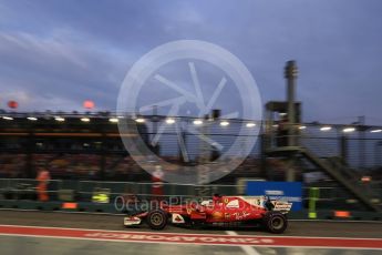 World © Octane Photographic Ltd. Formula 1 - Singapore Grand Prix - Practice 3. Sebastian Vettel - Scuderia Ferrari SF70H. Marina Bay Street Circuit, Singapore. Saturday 16th September 2017. Digital Ref:1962LB2D1829
