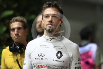 World © Octane Photographic Ltd. Formula 1 - Singapore Grand Prix - Qualifying. Jolyon Palmer - Renault Sport F1 Team R.S.17. Marina Bay Street Circuit, Singapore. Saturday 16th September 2017. Digital Ref:1963LB1D2565