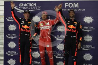 World © Octane Photographic Ltd. Formula 1 - Singapore Grand Prix - Qualifying. Sebastian Vettel - Scuderia Ferrari SF70H, Daniel Ricciardo and Max Verstappen - Red Bull Racing RB13. Marina Bay Street Circuit, Singapore. Saturday 16th September 2017. Digital Ref:1963LB1D2727