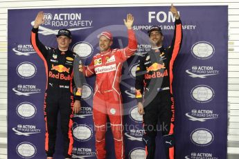 World © Octane Photographic Ltd. Formula 1 - Singapore Grand Prix - Qualifying. Sebastian Vettel - Scuderia Ferrari SF70H, Daniel Ricciardo and Max Verstappen - Red Bull Racing RB13. Marina Bay Street Circuit, Singapore. Saturday 16th September 2017. Digital Ref:1963LB1D2739