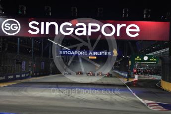 World © Octane Photographic Ltd. Formula 1 - Singapore Grand Prix - Race. Lights out - race start. Marina Bay Street Circuit, Singapore. Sunday 17th September 2017. Digital Ref:
