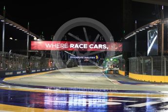 World © Octane Photographic Ltd. Formula 1 - Singapore Grand Prix - Race. Safety Car (Mercedes AMG GTs) deploys after 1st corner incident. Marina Bay Street Circuit, Singapore. Sunday 17th September 2017. Digital Ref: