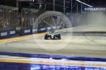 World © Octane Photographic Ltd. Formula 1 - Singapore Grand Prix - Race. Lewis Hamilton - Mercedes AMG Petronas F1 W08 EQ Energy+. Marina Bay Street Circuit, Singapore. Sunday 17th September 2017. Digital Ref: