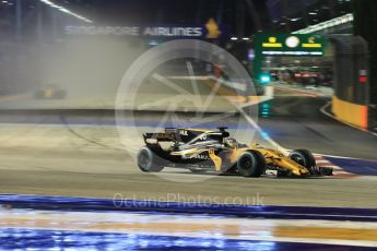 World © Octane Photographic Ltd. Formula 1 - Singapore Grand Prix - Race. Nico Hulkenberg - Renault Sport F1 Team R.S.17. Marina Bay Street Circuit, Singapore. Sunday 17th September 2017. Digital Ref:
