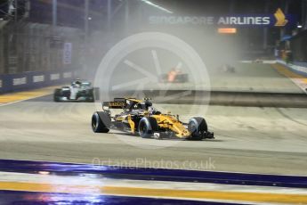 World © Octane Photographic Ltd. Formula 1 - Singapore Grand Prix - Race. Nico Hulkenberg - Renault Sport F1 Team R.S.17. Marina Bay Street Circuit, Singapore. Sunday 17th September 2017. Digital Ref: