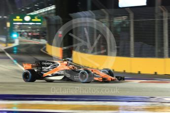 World © Octane Photographic Ltd. Formula 1 - Singapore Grand Prix - Race. Stoffel Vandoorne - McLaren Honda MCL32. Marina Bay Street Circuit, Singapore. Sunday 17th September 2017. Digital Ref: