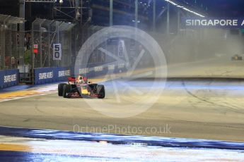 World © Octane Photographic Ltd. Formula 1 - Singapore Grand Prix - Race. Daniel Ricciardo - Red Bull Racing RB13. Marina Bay Street Circuit, Singapore. Sunday 17th September 2017. Digital Ref: