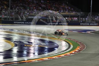 World © Octane Photographic Ltd. Formula 1 - Singapore Grand Prix - Race. Daniel Ricciardo - Red Bull Racing RB13. Marina Bay Street Circuit, Singapore. Sunday 17th September 2017. Digital Ref: