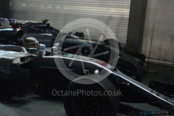 World © Octane Photographic Ltd. Formula 1 - Singapore Grand Prix - Parc Ferme. Lewis Hamilton - Mercedes AMG Petronas F1 W08 EQ Energy+. Marina Bay Street Circuit, Singapore. Sunday 17th September 2017. Digital Ref: