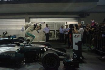 World © Octane Photographic Ltd. Formula 1 - Singapore Grand Prix - Parc Ferme. Lewis Hamilton - Mercedes AMG Petronas F1 W08 EQ Energy+. Marina Bay Street Circuit, Singapore. Sunday 17th September 2017. Digital Ref: